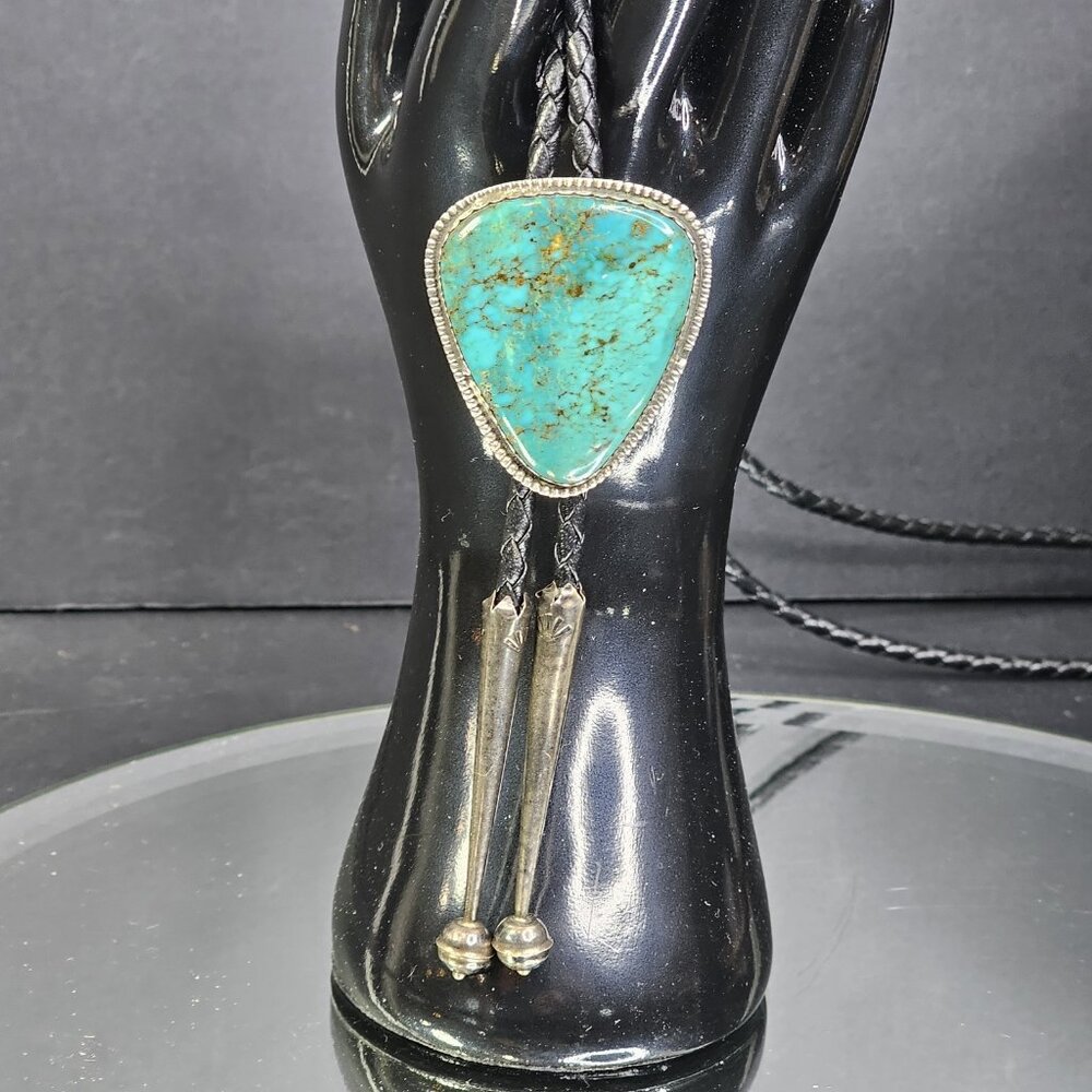 Navajo Turquoise On Silver BOLO Tie Hallmarked K E E with Sterling 925 Tips KEE